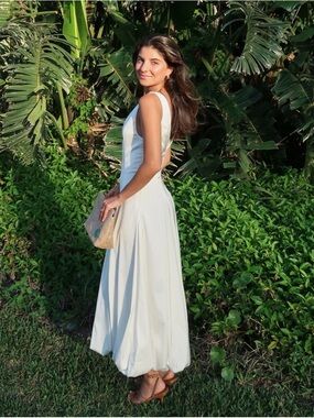 NWT Abercrombie & Fitch Plunge Bubble Hem Midi Dress